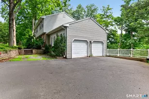 3 Suzio Dr, Meriden, CT 06451 - Photo 31