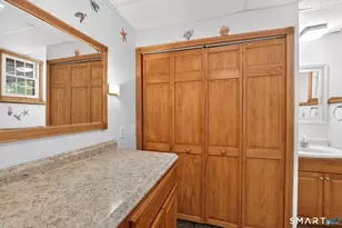 3 Suzio Dr, Meriden, CT 06451 - Photo 29