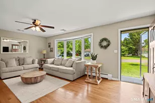 10 MacArthur Rd, Trumbull, CT 06611 - Photo 3