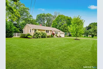 10 Macarthur Road, Trumbull, CT 06611 - Photo 1