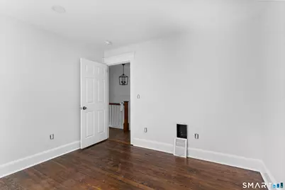366 Remington Street, Bridgeport, CT 06610 - Photo 9