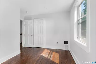 366 Remington Street, Bridgeport, CT 06610 - Photo 17
