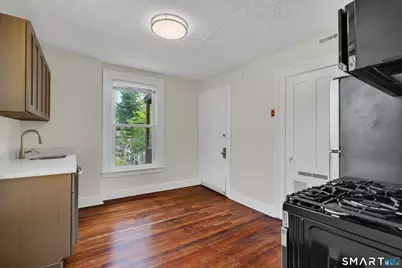 7 University Place #2, New Haven, CT 06511 - Photo 7