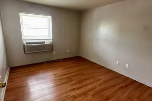 385 Putnam Ave, Hamden, CT 05617 - Photo 5