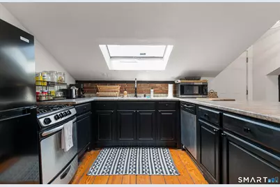 341 Saint John Street, New Haven, CT 06511 - Photo 11