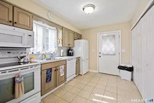 18 Fern St, Naugatuck, CT 06770 - Photo 5