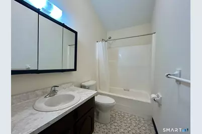 118 Osborne Street #2B, Danbury, CT 06810 - Photo 11