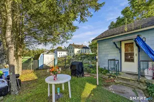 19-21 Mohegan St, Putnam, CT 06260 - Photo 7