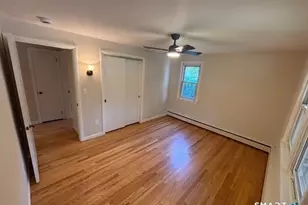 35 Pine St, Waterford, CT 06385 - Photo 5