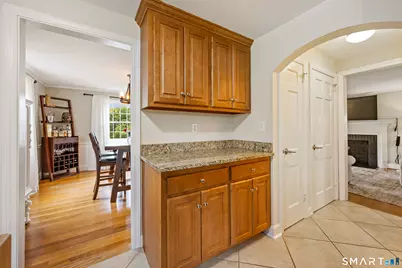 18 Chapman Road, West Hartford, CT 06107 - Photo 11