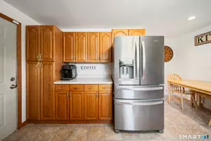 4 Gloria Ave, Seymour, CT 06483 - Photo 7