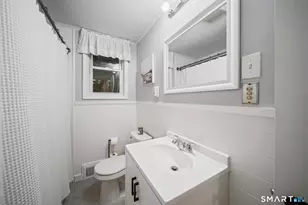 4 Gloria Ave, Seymour, CT 06483 - Photo 9