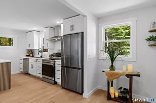 129 Rockville Rd, Voluntown, CT 06384 - Photo 7