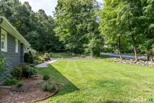 41 Brushy Hill Rd, Newtown, CT 06470 - Photo 15