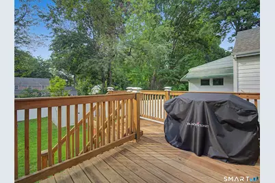 80 Lakeview Terrace, New Haven, CT 06511 - Photo 15