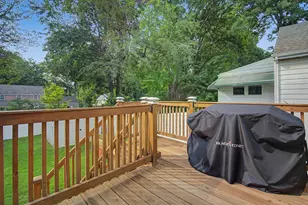 80 Lakeview Terrace, New Haven, CT 06511 - Photo 15