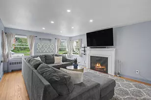 80 Lakeview Terrace, New Haven, CT 06511 - Photo 9