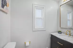 80 Lakeview Terrace, New Haven, CT 06511 - Photo 7