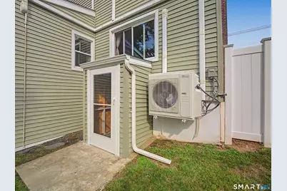 80 Lakeview Terrace, New Haven, CT 06511 - Photo 29