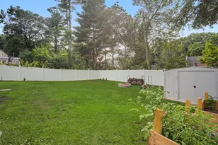 80 Lakeview Terrace, New Haven, CT 06511 - Photo 33