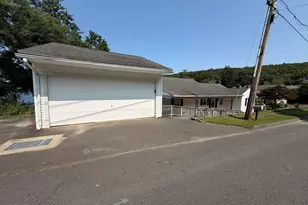 214 Lake Plymouth Blvd, Plymouth, CT 06782 - Photo 19