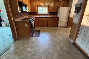 214 Lake Plymouth Blvd, Plymouth, CT 06782 - Photo 11