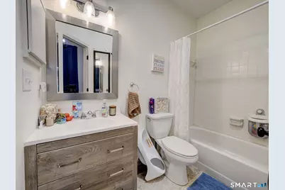 210 Carriage Crossing Lane #210, Middletown, CT 06457 - Photo 17
