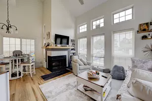 210 Carriage Crossing Ln, Middletown, CT 06457 - Photo 5