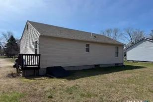 39 Courtney Ln, Killingly, CT 06241 - Photo 9