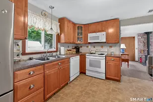 4 Kish Pl, Wallingford, CT 06492 - Photo 7