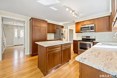 75 Meadow Brook Place, Cheshire, CT 06410 - Photo 9