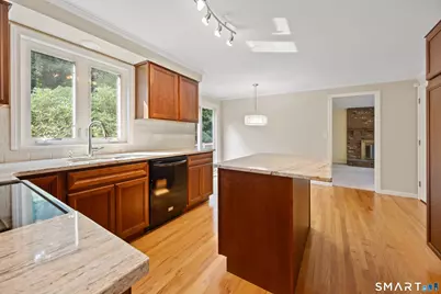75 Meadow Brook Place, Cheshire, CT 06410 - Photo 7