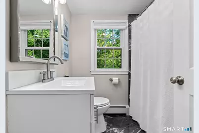 70 Hartwell Road, West Hartford, CT 06117 - Photo 23