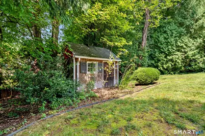 70 Hartwell Road, West Hartford, CT 06117 - Photo 39