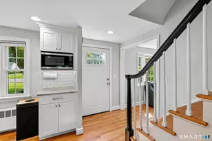 70 Hartwell Rd, West Hartford, CT 06117 - Photo 3