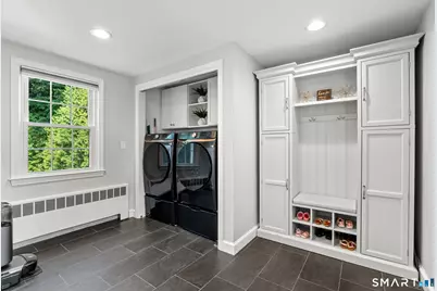 70 Hartwell Road, West Hartford, CT 06117 - Photo 9