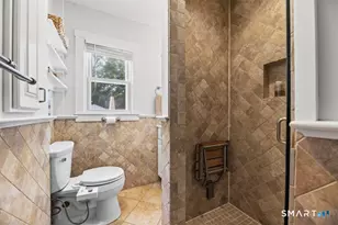 34 W Arch St, Stonington, CT 06379 - Photo 15