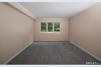 12 Boulevard Drive #36-193, Danbury, CT 06810 - Photo 9