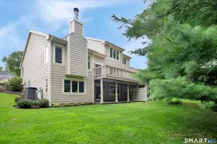 12 Blvd Dr, Danbury, CT 06810 - Photo 3