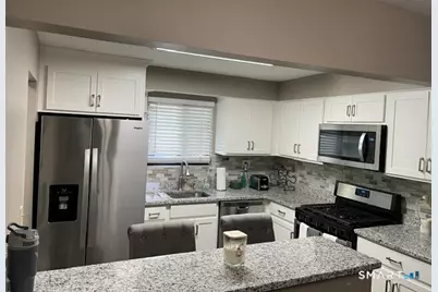[Address not provided], Bloomfield, CT 06002 - Photo 7