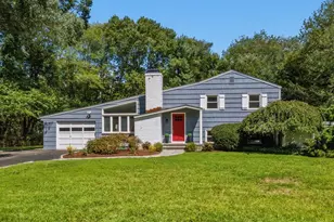 4 Half Mile Common, Westport, CT 06880 - Photo 3