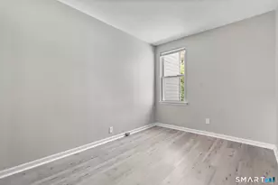 106 Birch St, Manchester, CT 06040 - Photo 5