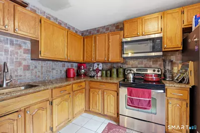 639 Arch Street, New Britain, CT 06051 - Photo 3