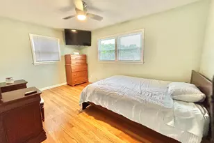 13 Hemlock Dr, Ansonia, CT 06401 - Photo 13