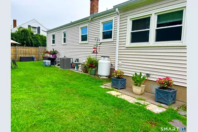 13 Hemlock Drive, Ansonia, CT 06401 - Photo 33