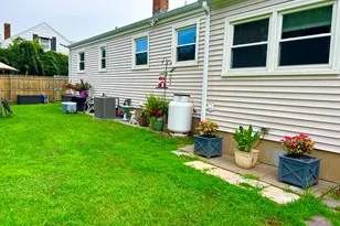 13 Hemlock Dr, Ansonia, CT 06401 - Photo 33
