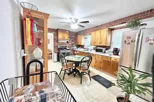 13 Hemlock Dr, Ansonia, CT 06401 - Photo 7