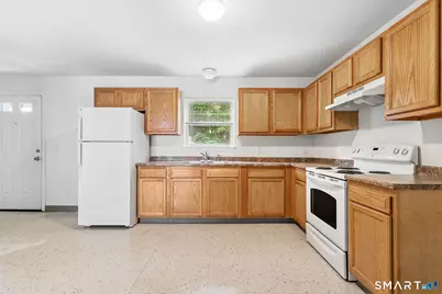 62 Chestnut St Extension #11, Danbury, CT 06810 - Photo 23
