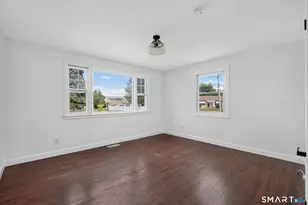 11 Stratfield Pl, Bridgeport, CT 06606 - Photo 21
