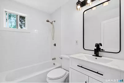 11 Stratfield Place, Bridgeport, CT 06606 - Photo 17